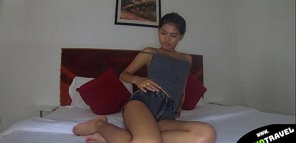 Young Thai girl love big dick